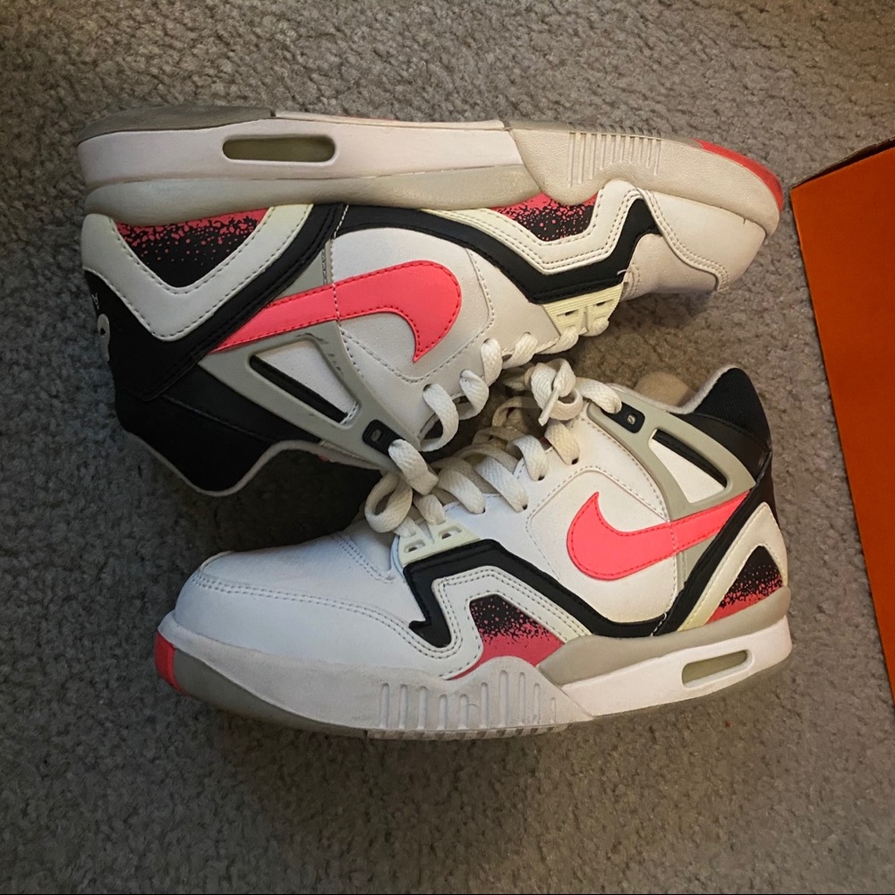 Nike Air Tech Challenge II